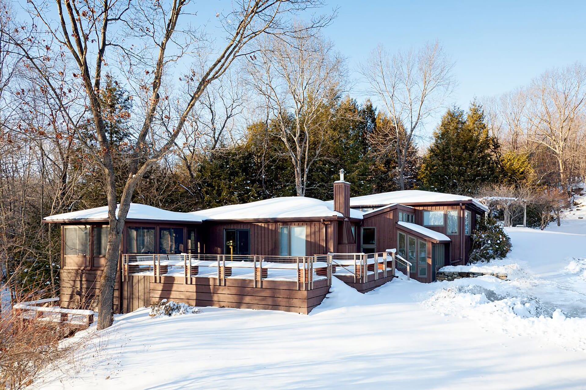 Exterior of a South Kent, Connecticut home in the snow